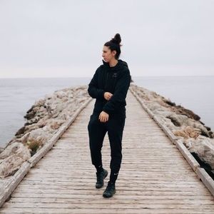 Meet your Posher, Vyk-töria